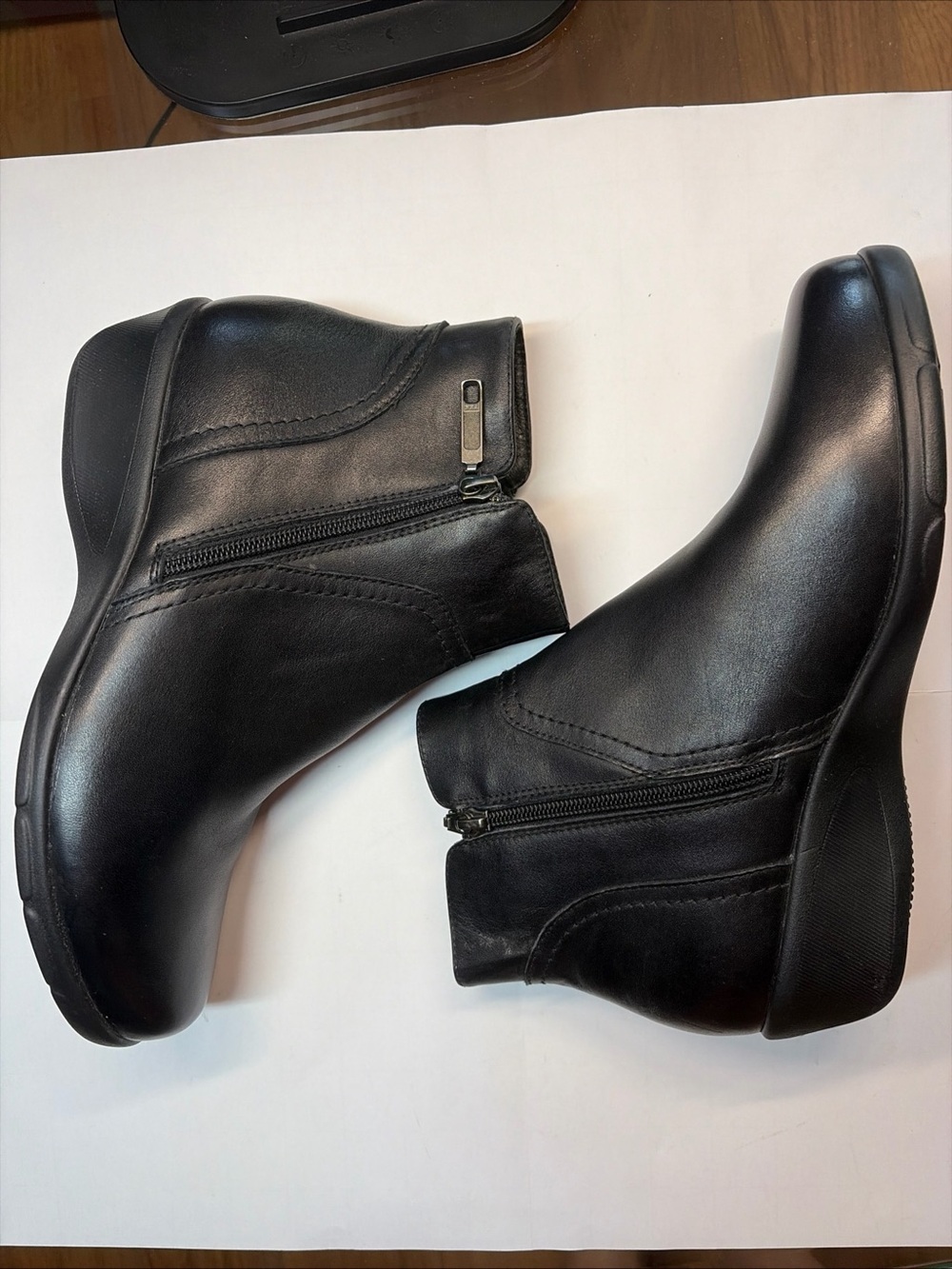 Propet Waverly Women's Leather Ankle Boots Size 9.5 Model WF-X085L